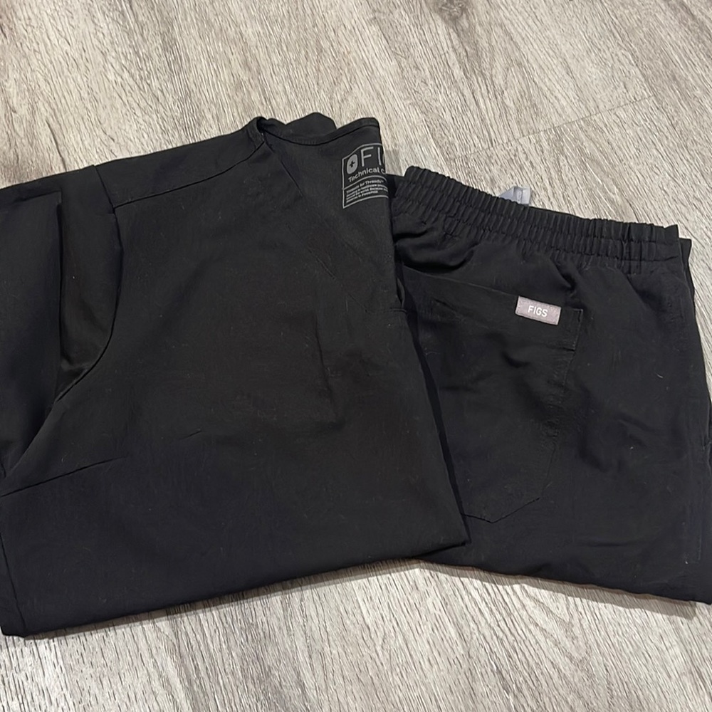 Figs scrubs